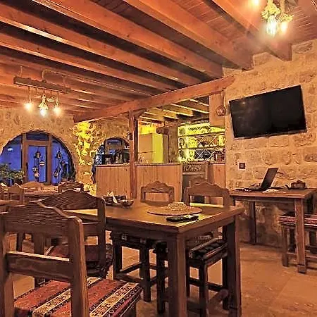 Euphoria Cave House Hotel
