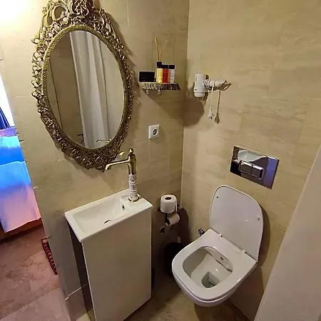 Hotel Euphoria Cave House 3*